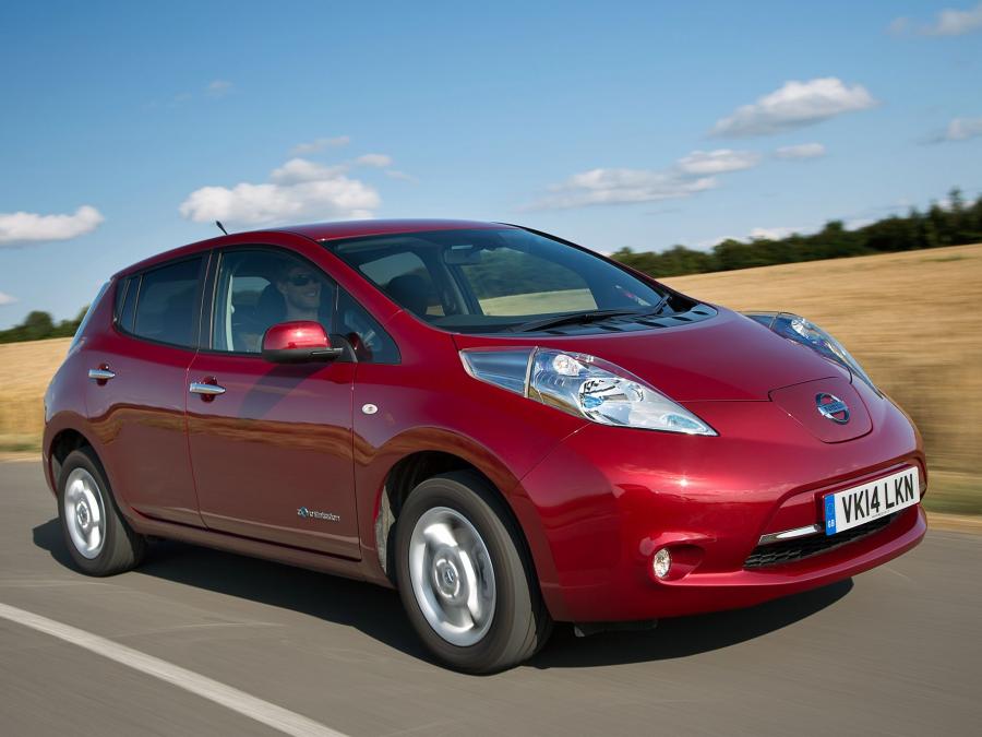  Nissan Leaf 2013 года  (UK) (фото 11 из 29)